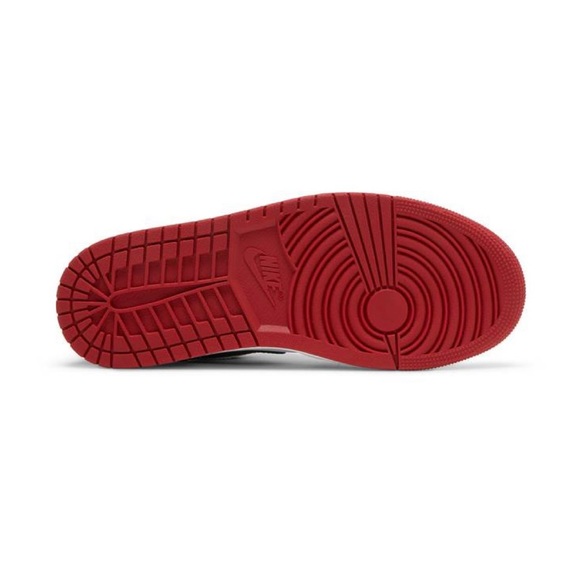 Jordan 1 Low Bred Toe - Picture 5 of 6